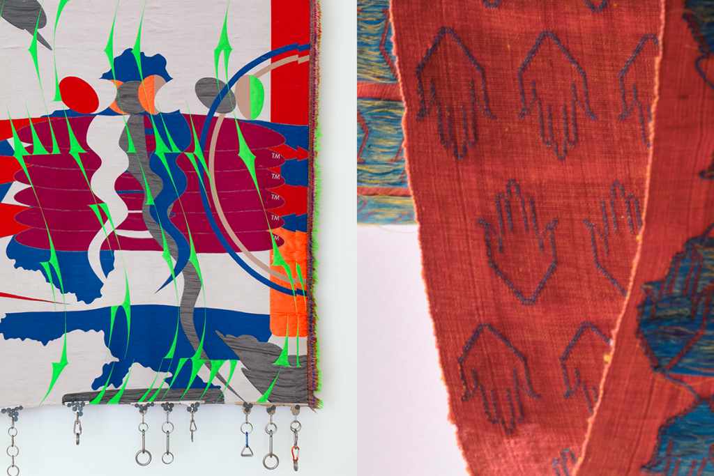 Kollage, olika textila konstverk.